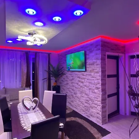 Lejlighed Balint & Timi Wellness Apartman *