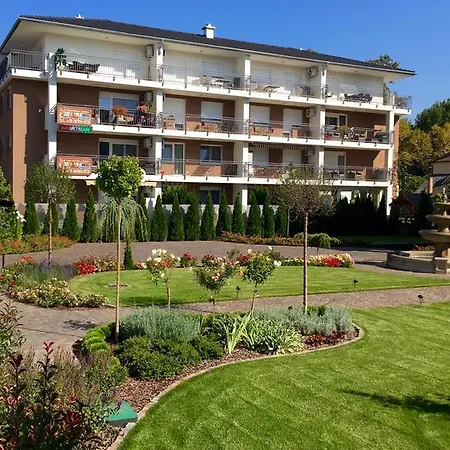 Balint & Timi Wellness Apartman * Siofok