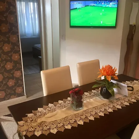 Lejlighed Balint & Timi Wellness Apartman